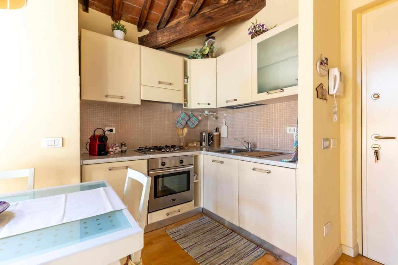 50Mt Dalle Mura+Parcheggio*Appartamento Tipico* Λούκα Εξωτερικό φωτογραφία